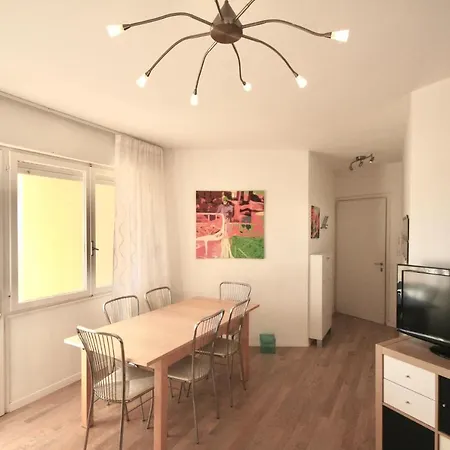 Darsena Apartmán *
